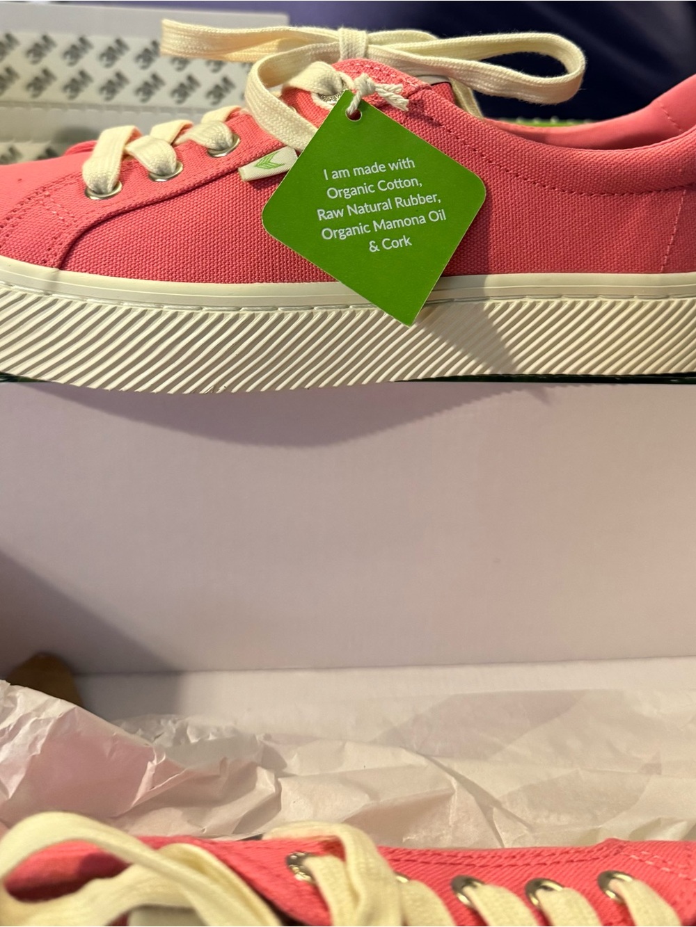 Cariuma Low-Top Sneakers in Off-White with Black Logo - Picture 9 of 10